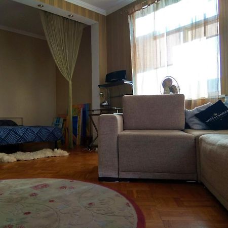 Ferienwohnung Alabama Mama Kiew Exterior foto