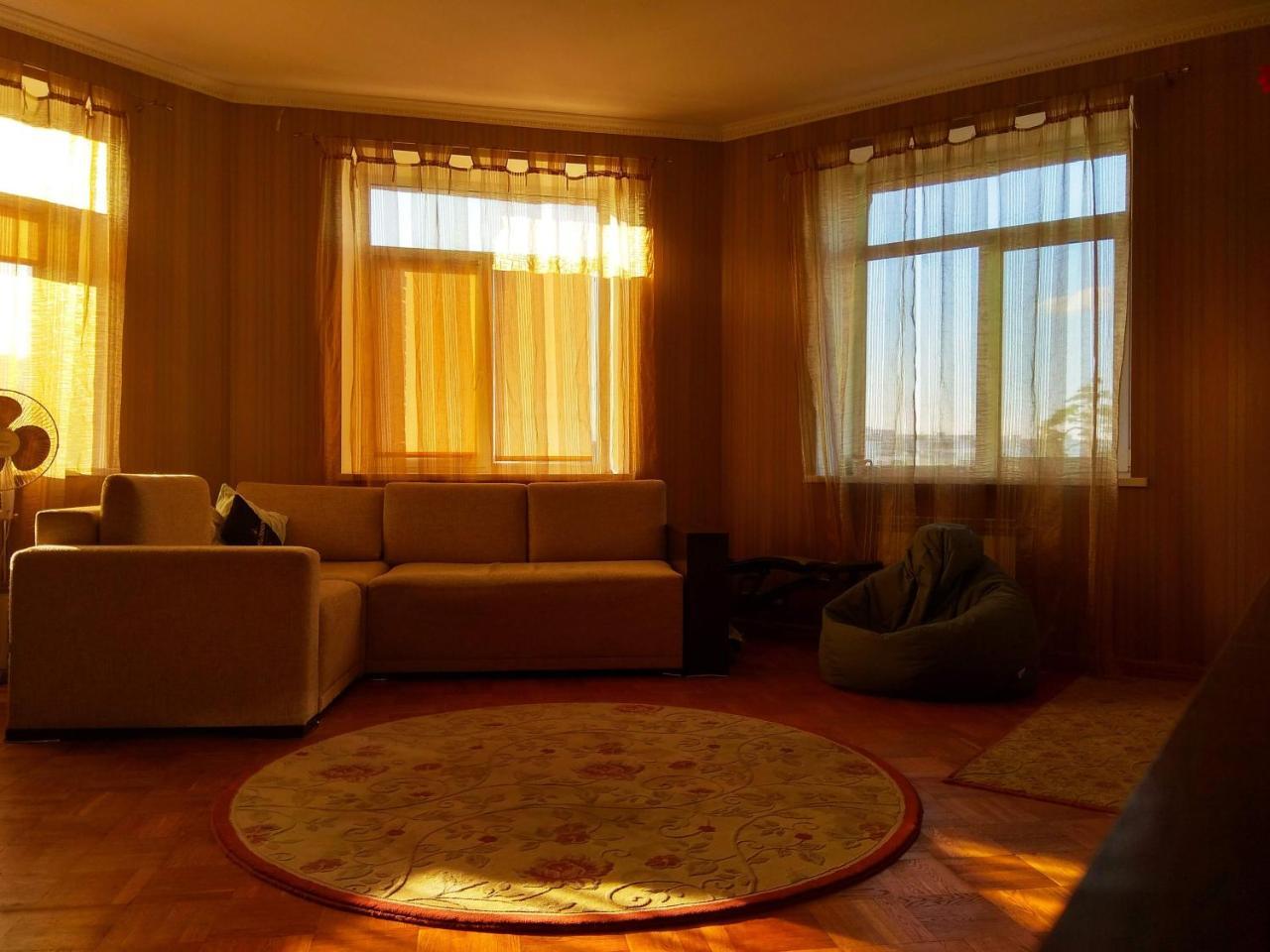 Ferienwohnung Alabama Mama Kiew Exterior foto